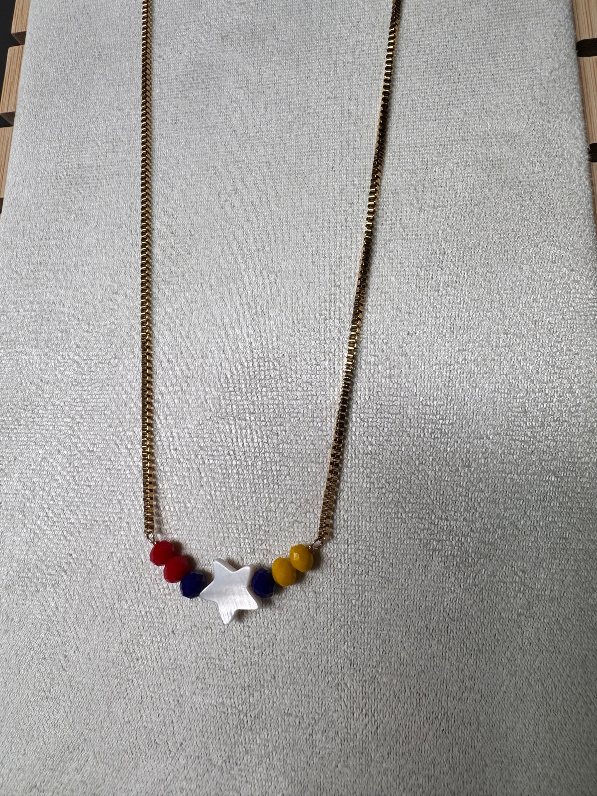 Tricolor